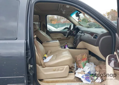 2008 GMC Yukon Xl 1500 Denali z USA, uszkodzony, nr VIN 1GKFK66858J173074